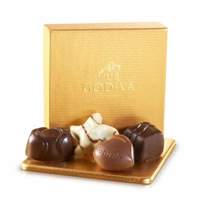 4pc Gold Favor Ballotin