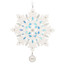 Load image into Gallery viewer, Snowflake 2023 Porcelain Ornament
